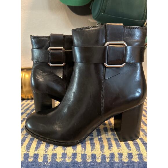 Land's End Stacked Heeled Boots - Picture 6 of 9